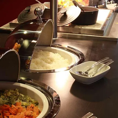 Campanile Prime - Paris Porte D'italie ホテル 3*