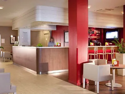 Campanile Prime - Paris Porte D'italie 3*